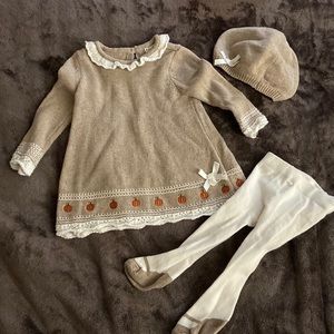 Baby girl 3 piece outfit!